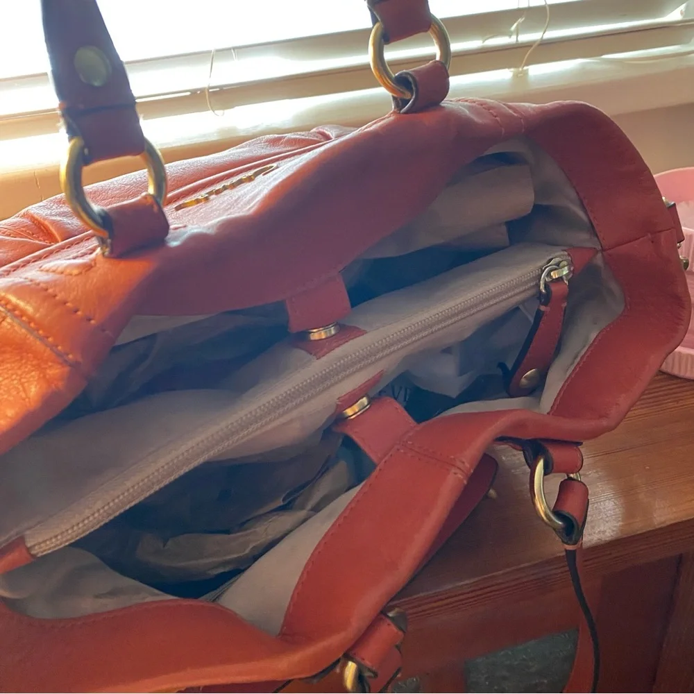 ‼️ SOLD ‼️Authentic Coach handbag. Brick/brown/red color. 11x14”. All leather. - Picture 6 of 10